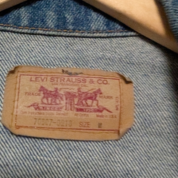 Vintage Levi’s 70507 USA-Made Denim Trucker Jacket | Size M - Picture 6 of 11